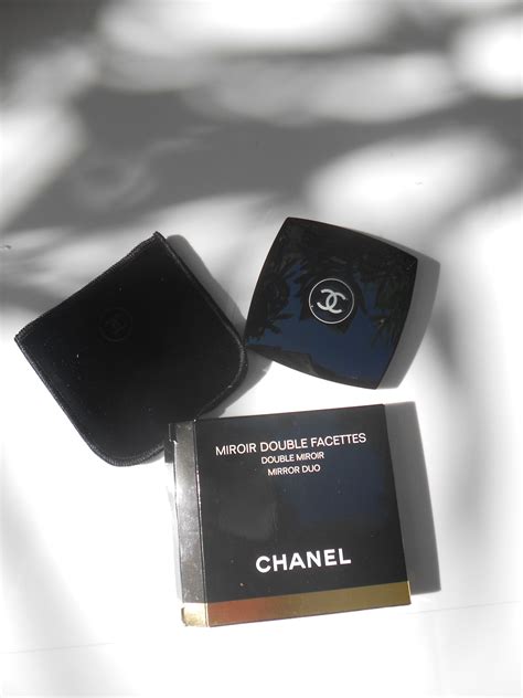 chanel compact power bank charger|MIROIR DOUBLE FACETTES Mirror duo .